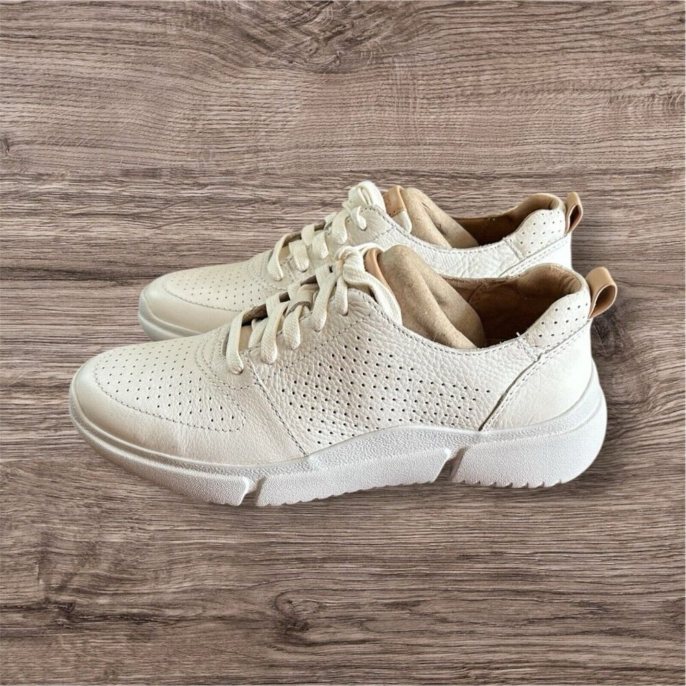 Rockport Women's 5 M Oxford White Lace Sneakers NEW Comfort